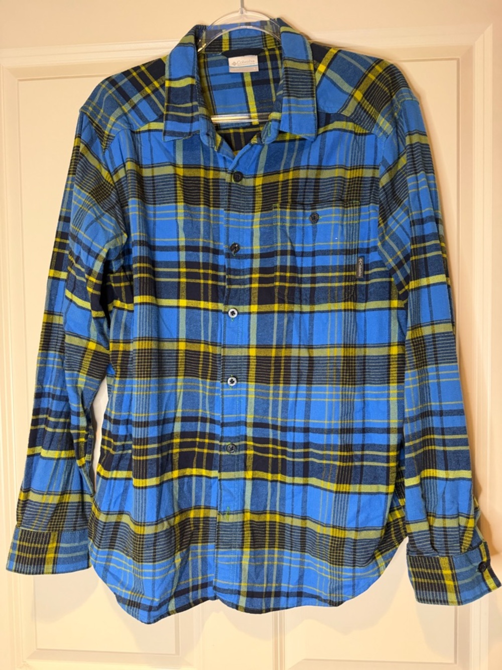 Columbia Men’s Blue Flannel Long Sleeve
